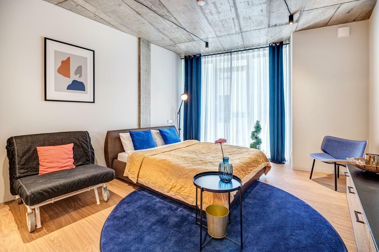 Happy Inn Gold Studio, Self Check-In, Parking In The Underground Garage 维尔纽斯 外观 照片